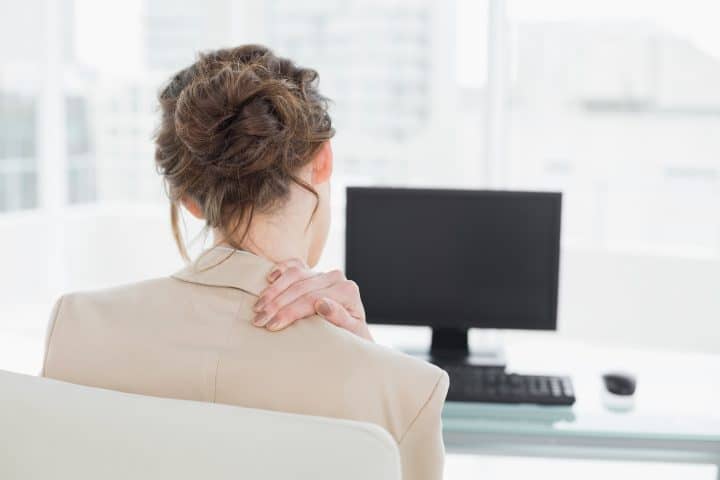 làm gì để giảm tái phát cơn đau cổ gáy